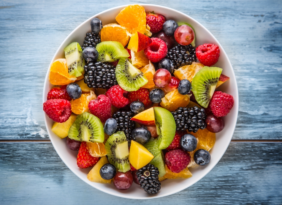 Bowl of colourful fruit salad 