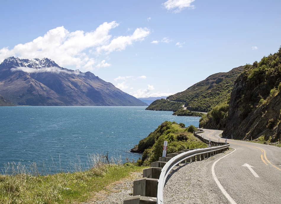 New Zealand road 